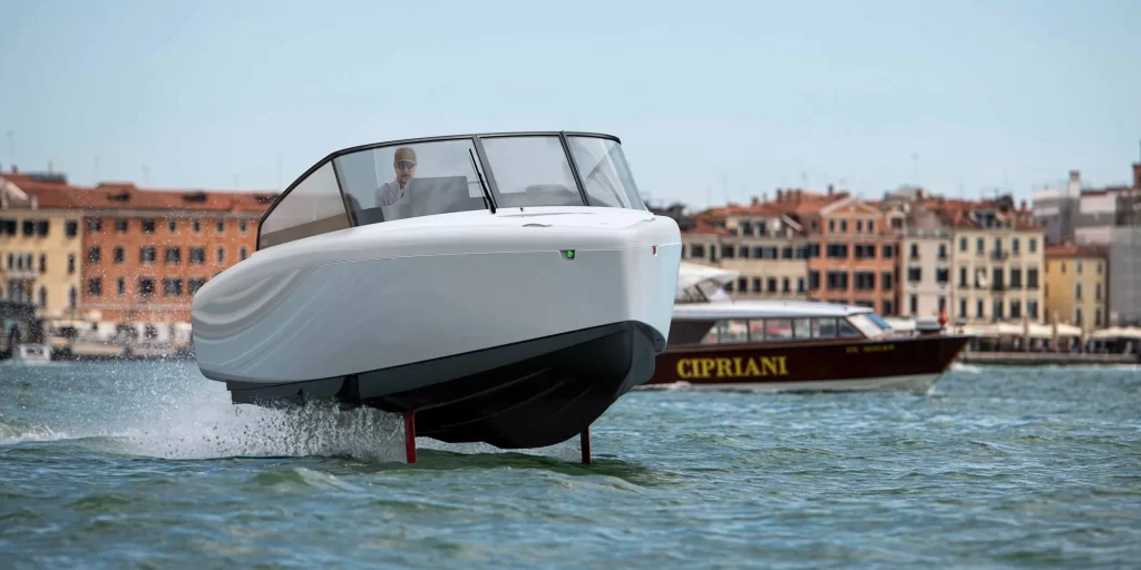 Hydrofoil Speedboat