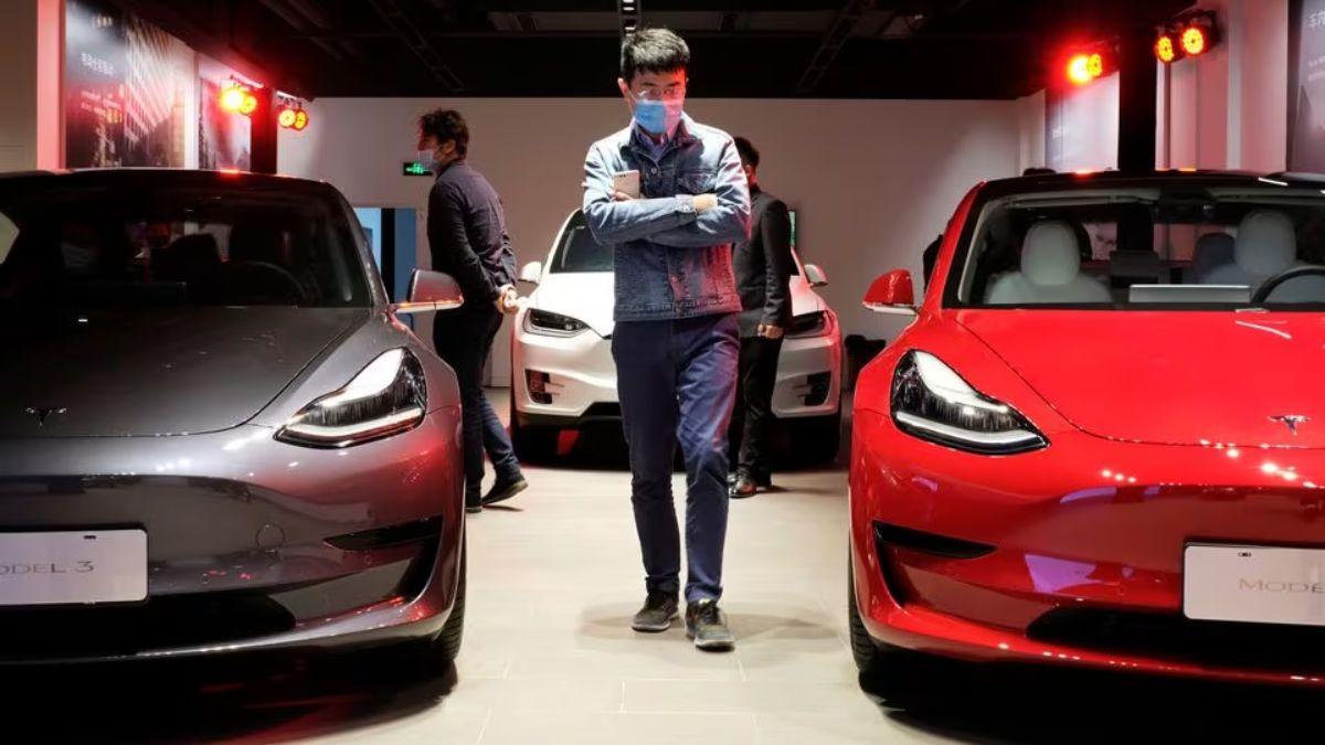Tesla Looks Beyond EV Enthusiasts